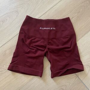 Amplify Contour Shorts - New Burgundy